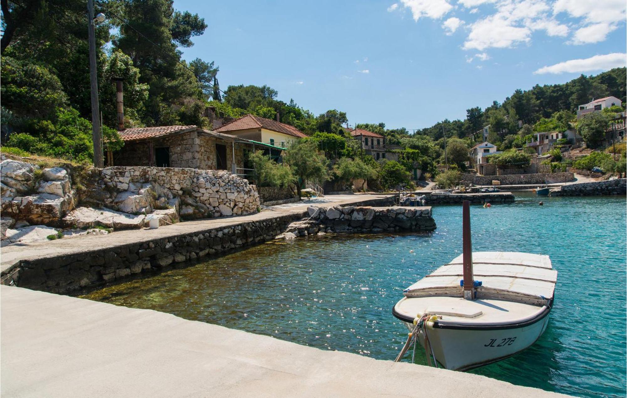 Cozy Home In Mudri Dolac With Kitchen Basina Εξωτερικό φωτογραφία